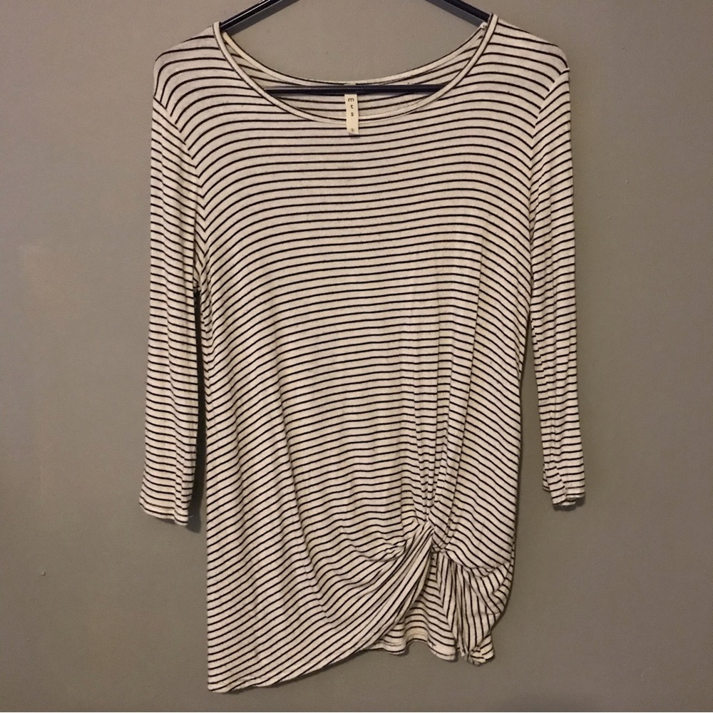 mts 3/4 Sleeve Striped Shirt with Knot at Hem Size Small